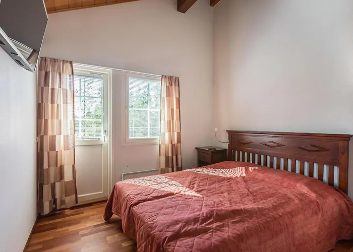 Golfvaeylae 3b - Golf-osakkeen Kaeyttoeoikeus By Interhome